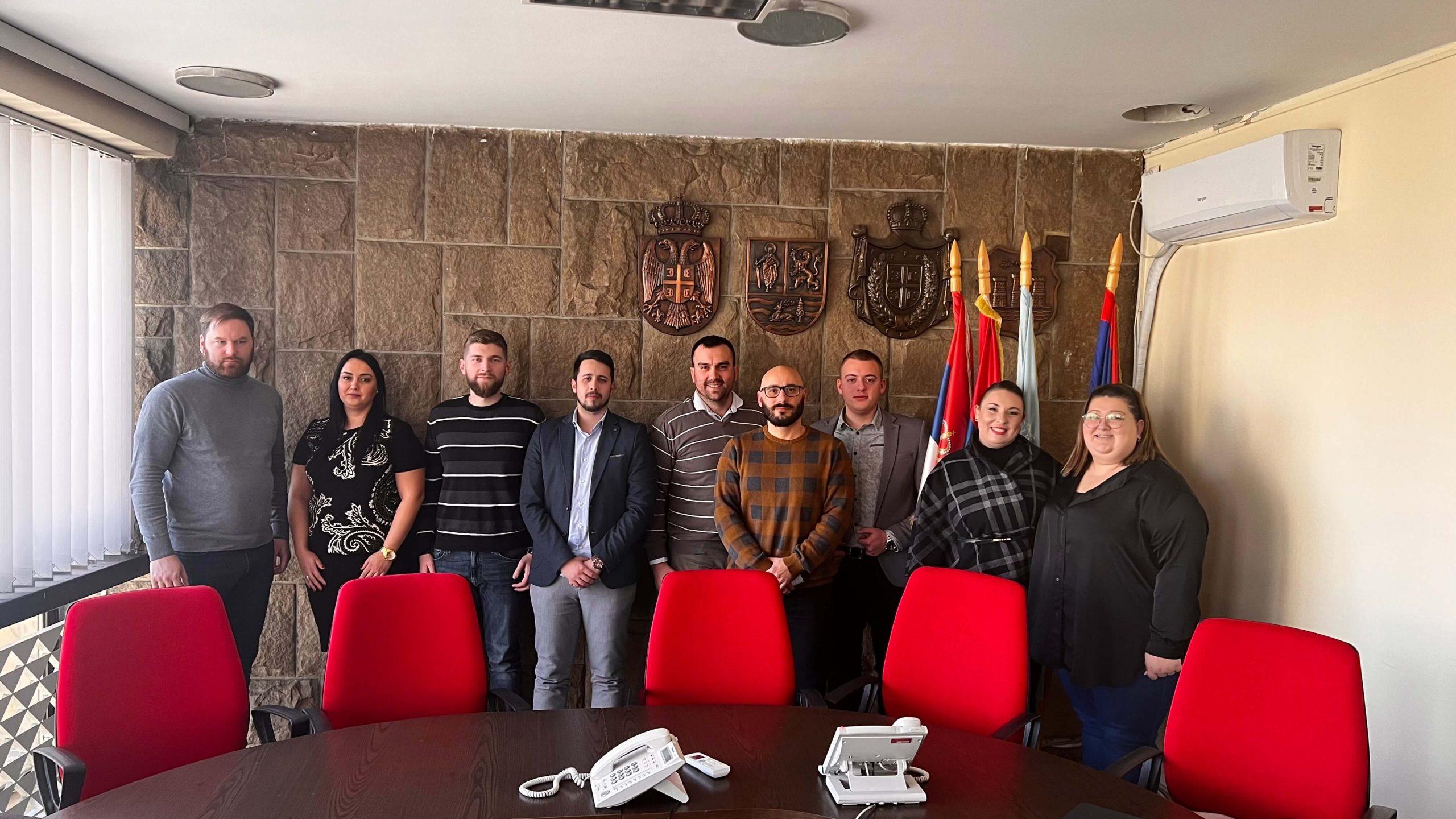 Radni sastanak Kancelarije za mlade Grada Novog Sada sa predstavncima Kancelarije za mlade Grada Niša i Kancelarije za mlade Gradske opštine Medijana