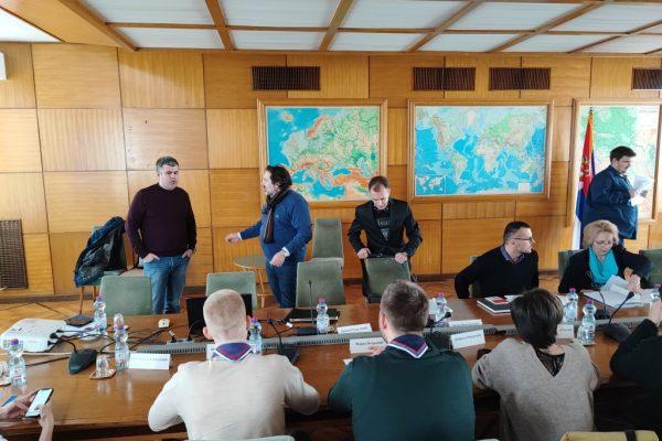 Sastanak-Radne-grupe-za-izradu-Nacrta-Zakona-o-mladima3